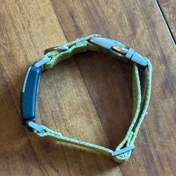 Fi GPS dog collar small -series 1 or 2 comes with charger - Picture 2 of 6